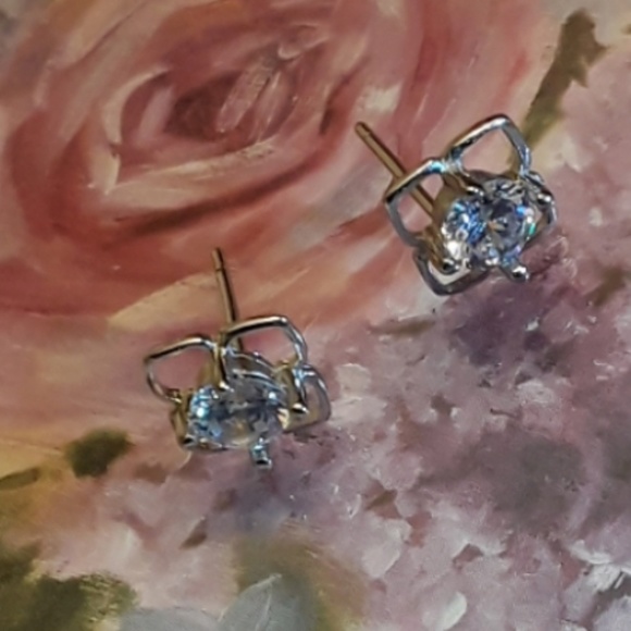 NEW S925 Clear Cubic Zirconia Crystal Earrings - Picture 4 of 5